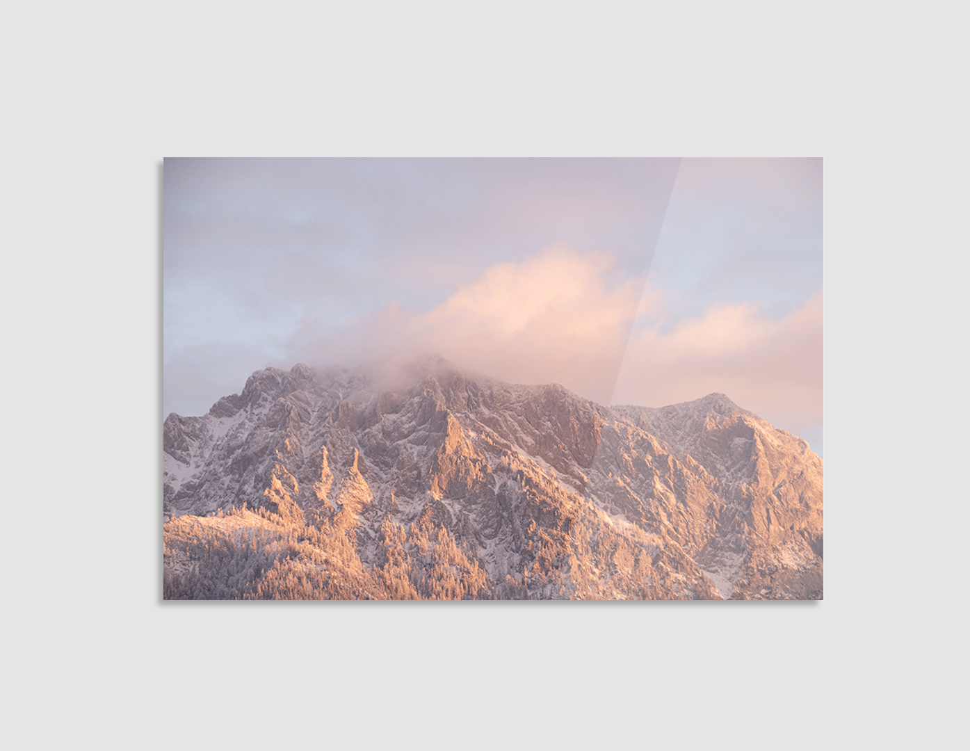 MONTAÑA AL ATARDECER