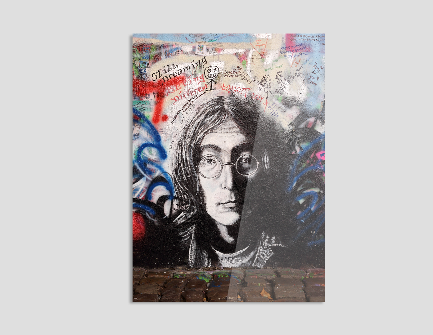 LENNON GRAFFITTI