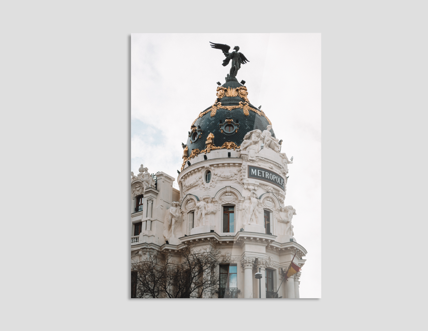 EDIFICIO METROPOLIS