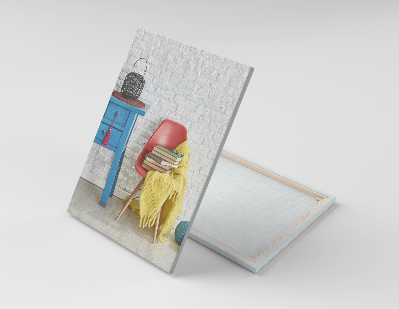 SILLA ROJA CON LIBROS