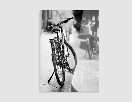 BICICLETA EN BLANCO Y NEGRO