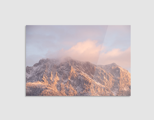 MONTAÑA AL ATARDECER