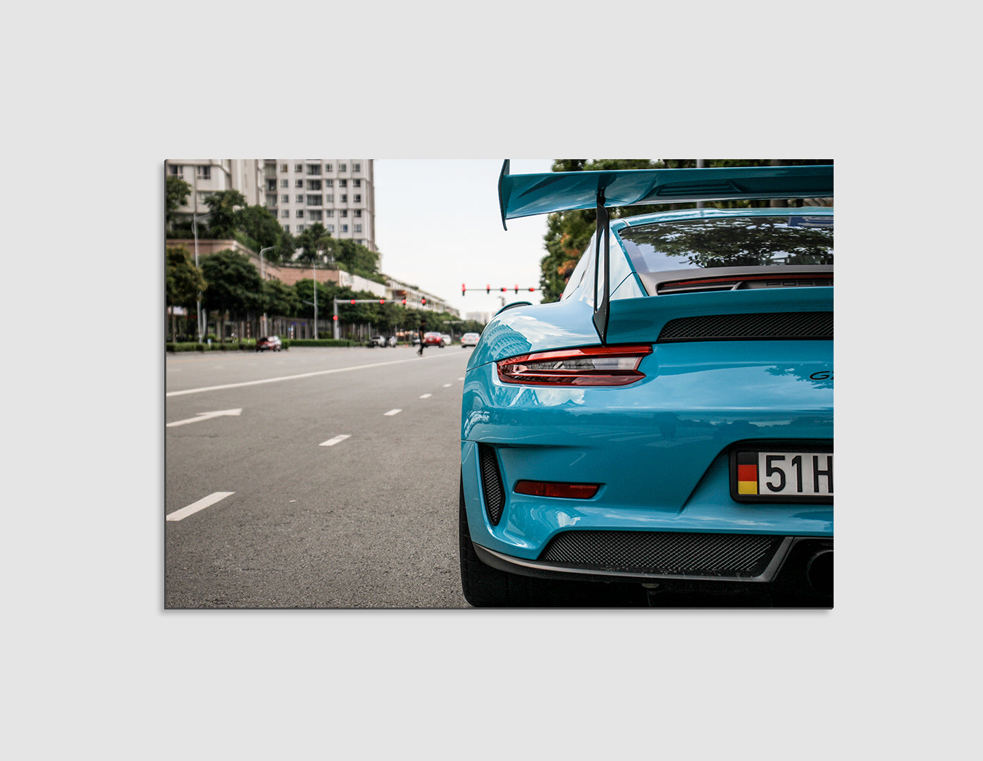 PORSCHE MIAMI BLUE